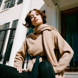 NWT ADAY Overseas Travel Scarf. Caramel.